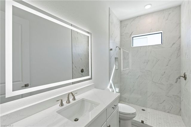 609 NW 39th AVE, Cape Coral, FL 33993