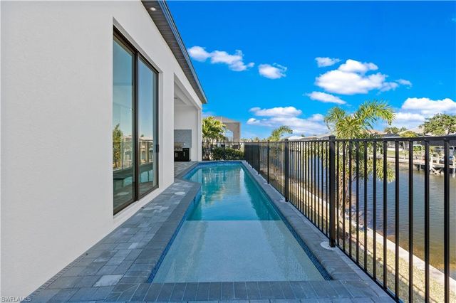 609 NW 39th AVE, Cape Coral, FL 33993