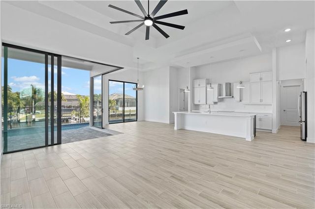 609 NW 39th AVE, Cape Coral, FL 33993