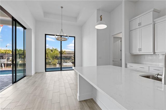 609 NW 39th AVE, Cape Coral, FL 33993