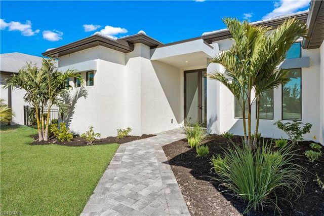 609 NW 39th AVE, Cape Coral, FL 33993
