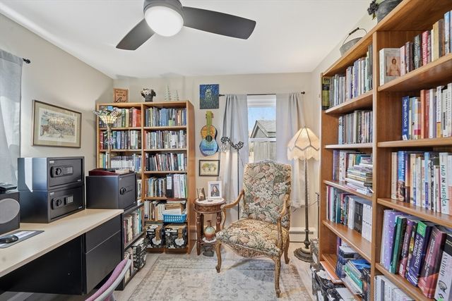 14 Dorothy Ave, Chicopee, MA 01020