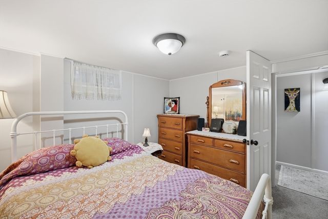 14 Dorothy Ave, Chicopee, MA 01020