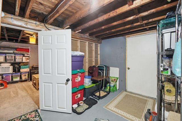 14 Dorothy Ave, Chicopee, MA 01020