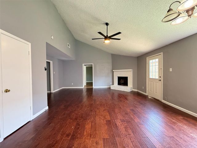 8715 Belle Glen Drive, Houston, TX 77099