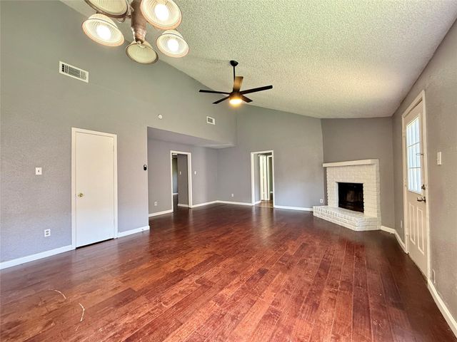 8715 Belle Glen Drive, Houston, TX 77099