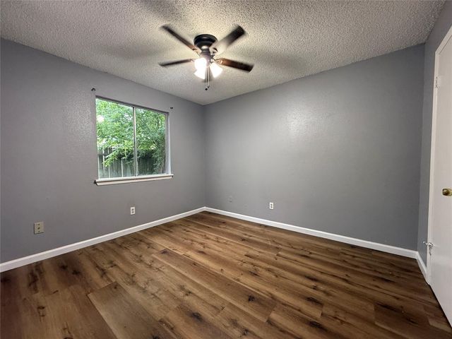 8715 Belle Glen Drive, Houston, TX 77099