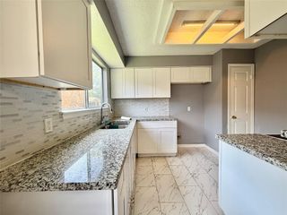 8715 Belle Glen Drive, Houston, TX 77099