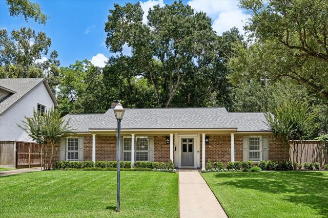 1907 Briarpark Drive, Houston, TX 77042