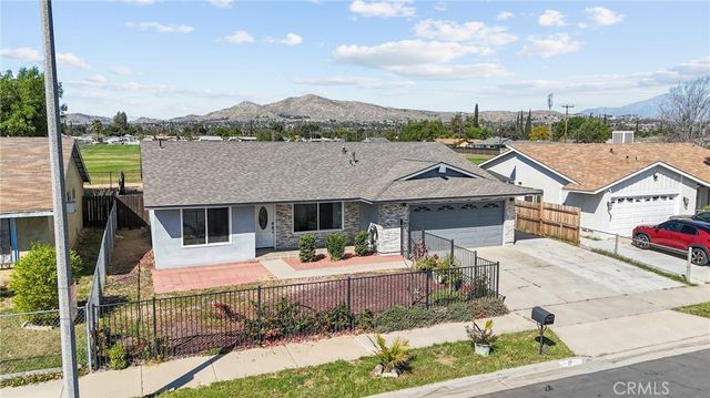 24706 Myrna, Moreno Valley, CA 92553
