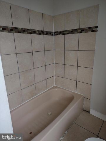 223 W SEYMOUR ST, Philadelphia, PA 19144