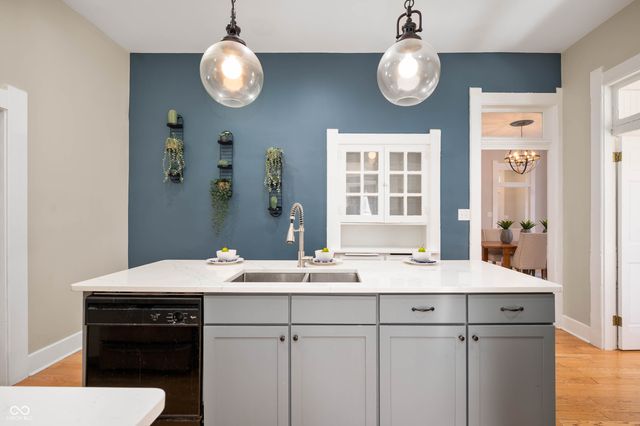 815 E 16th Street, Indianapolis, IN 46202