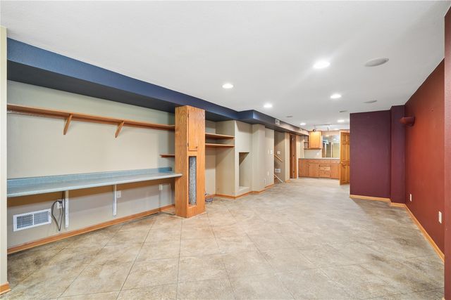 2462 10th Avenue, Marion, IA 52302