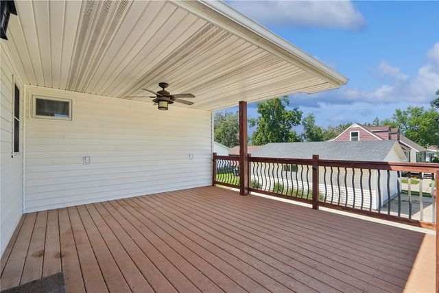 2462 10th Avenue, Marion, IA 52302