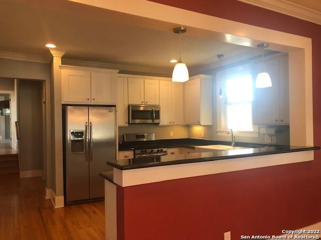 222 POST AVE, San Antonio, TX 78215