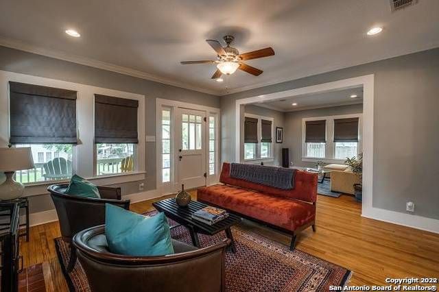 222 POST AVE, San Antonio, TX 78215