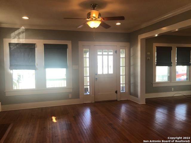 222 POST AVE, San Antonio, TX 78215