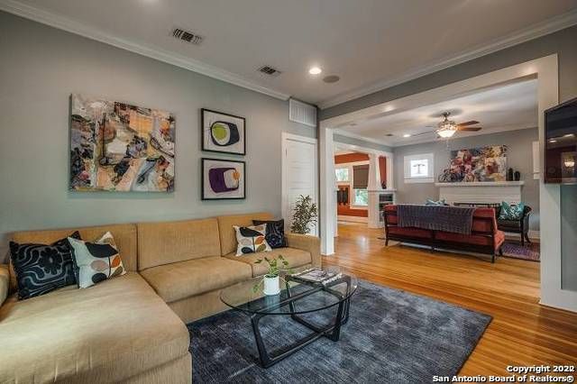 222 POST AVE, San Antonio, TX 78215