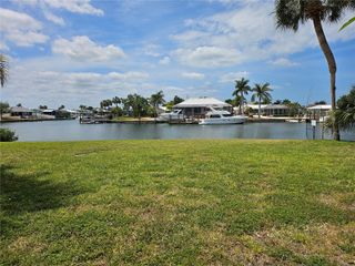 1028 APOLLO BEACH BOULEVARD 19, Apollo Beach, FL 33572