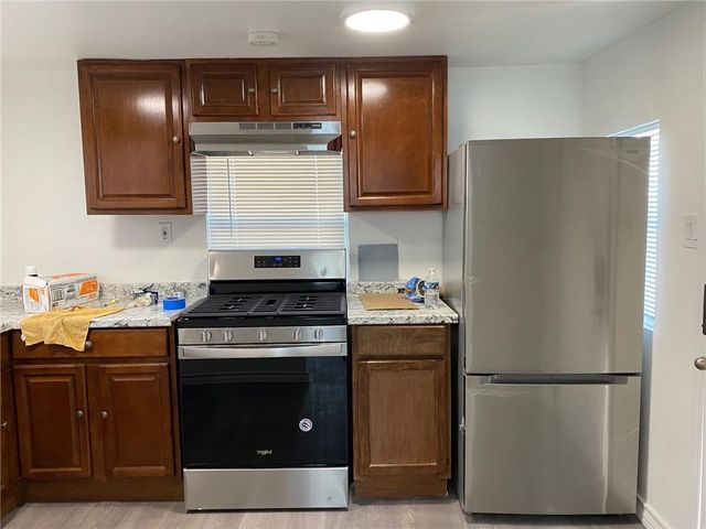 1105 E 3rd ST B, Austin, TX 78702
