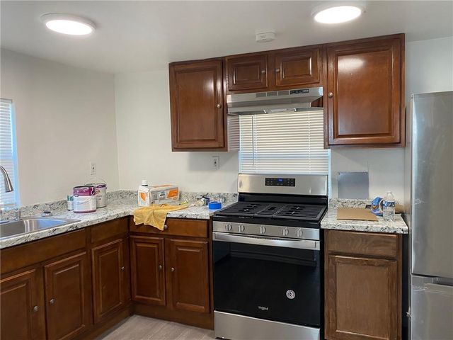 1105 E 3rd ST B, Austin, TX 78702