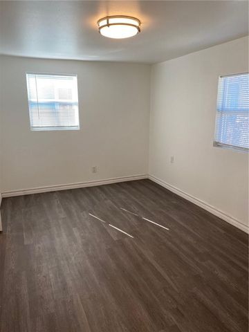 1105 E 3rd ST B, Austin, TX 78702