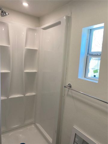 1105 E 3rd ST B, Austin, TX 78702