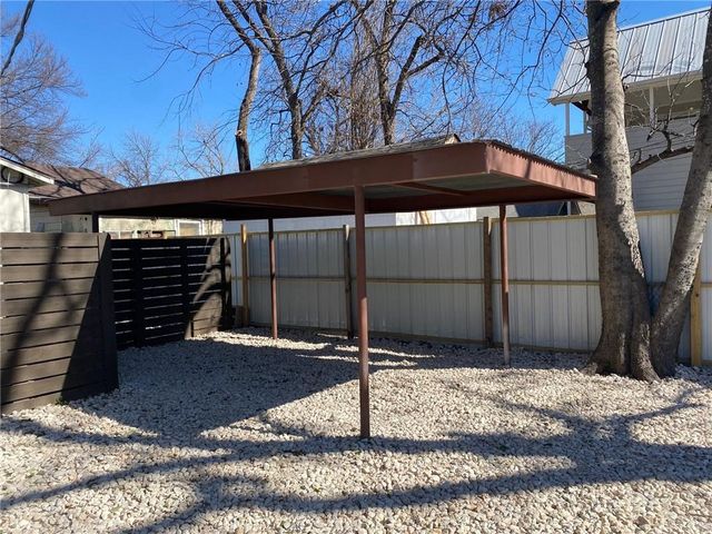 1105 E 3rd ST B, Austin, TX 78702