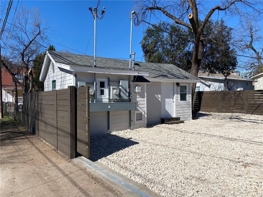 1105 E 3rd ST B, Austin, TX 78702