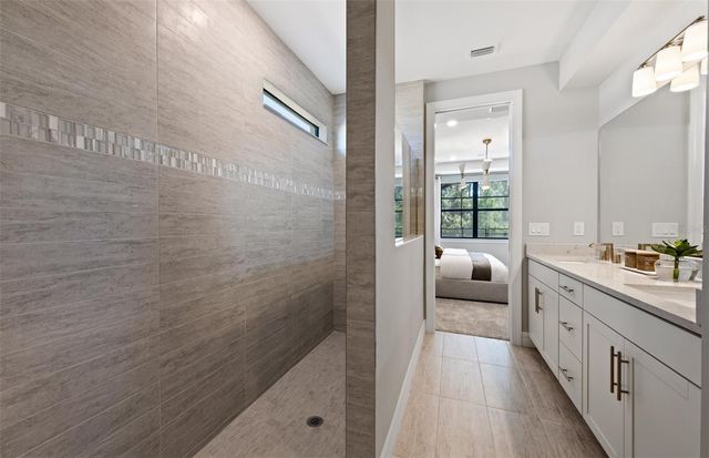 7437 SUMMER COURT, Sarasota, FL 34231