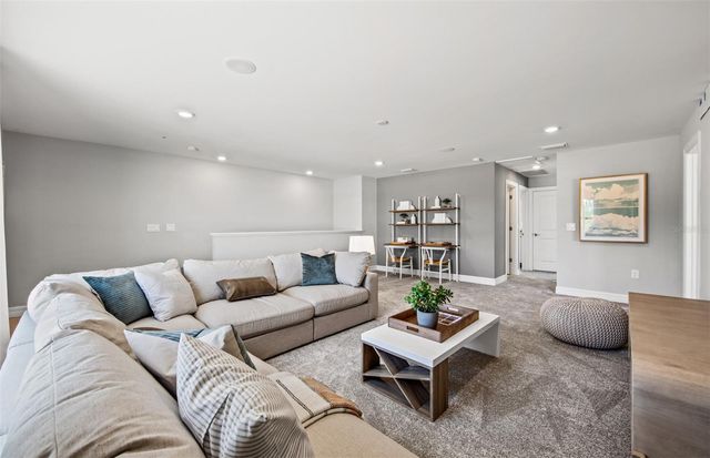 7437 SUMMER COURT, Sarasota, FL 34231