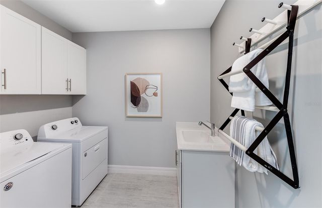 7437 SUMMER COURT, Sarasota, FL 34231