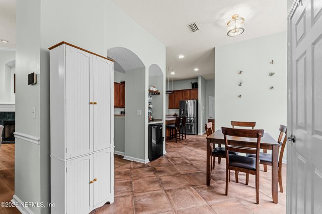 1015 GREEN PINE Circle, Orange Park, FL 32065