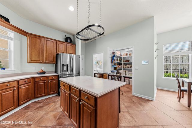 1015 GREEN PINE Circle, Orange Park, FL 32065