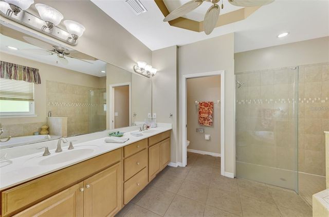 5229 CANYONLAND WAY, Venice, FL 34293