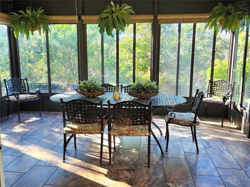 Image 17 of property listing at 5229 CANYONLAND WAY, Venice, FL 34293