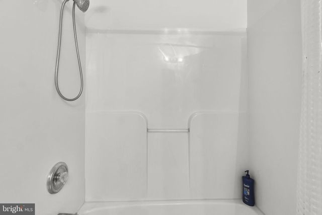 6418 ERIN DR, Clarksville, MD 21029