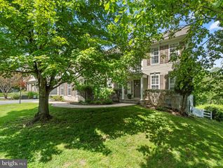 6418 ERIN DR, Clarksville, MD 21029