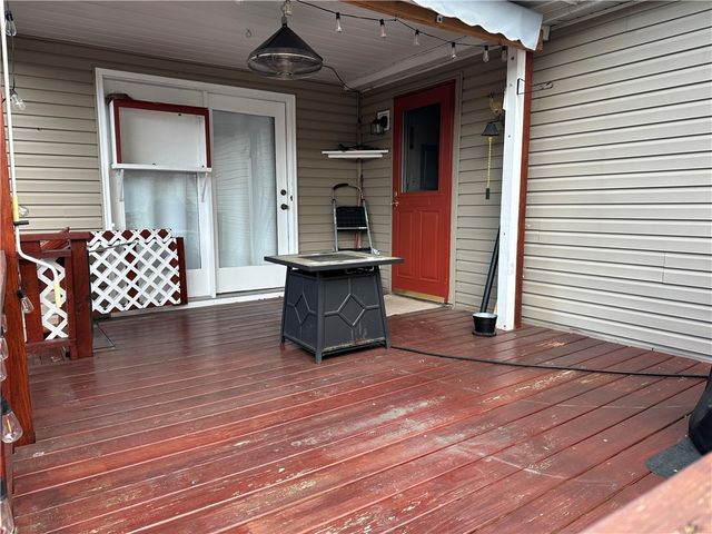 1021 St Clair St, Derry Twp, PA 15650
