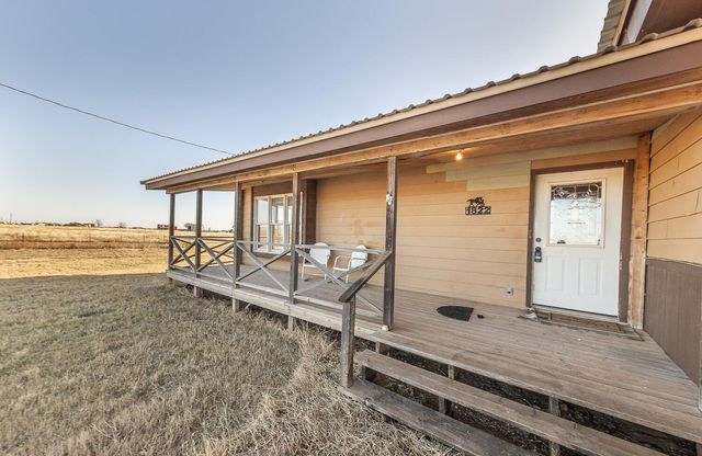 1822 State Road 2130, Smyer, TX 79367