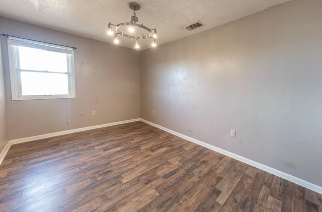 1822 State Road 2130, Smyer, TX 79367