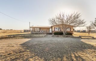 1822 State Road 2130, Smyer, TX 79367