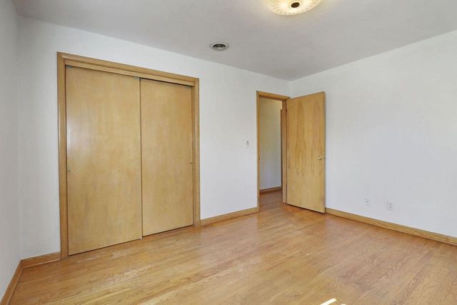 6300 104th AVENUE, Kenosha, WI 53142