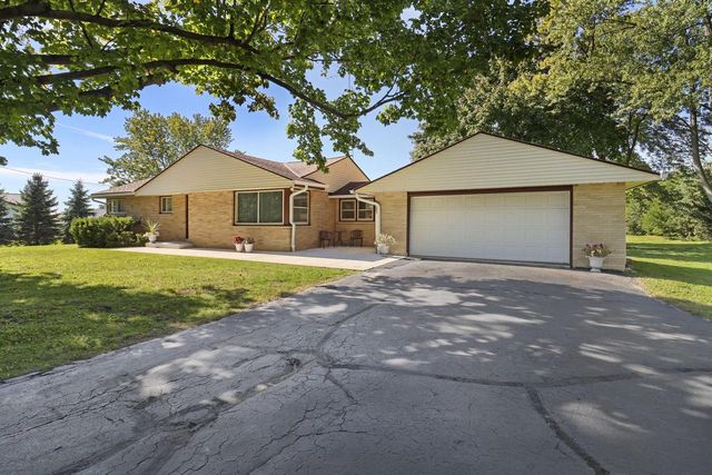 6300 104th AVENUE, Kenosha, WI 53142