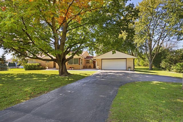6300 104th AVENUE, Kenosha, WI 53142