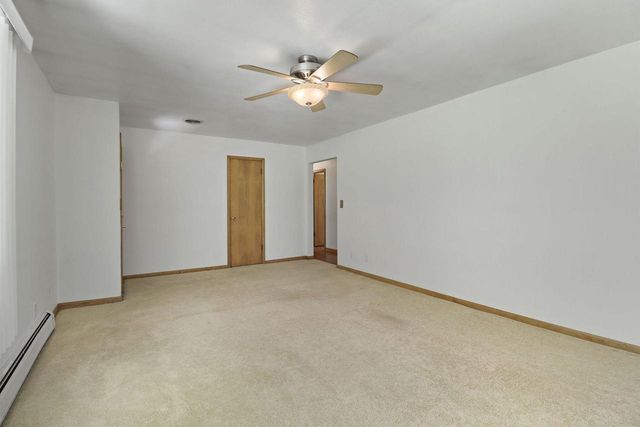 6300 104th AVENUE, Kenosha, WI 53142