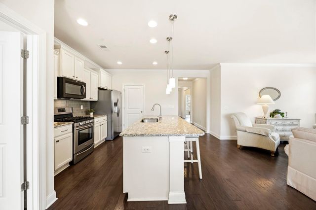 113 Laurel Hill Pl., Murrells Inlet, SC 29576