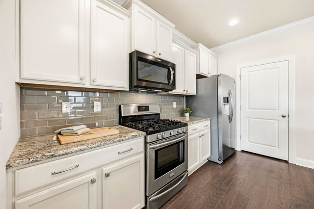 113 Laurel Hill Pl., Murrells Inlet, SC 29576