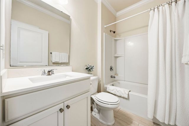 113 Laurel Hill Pl., Murrells Inlet, SC 29576