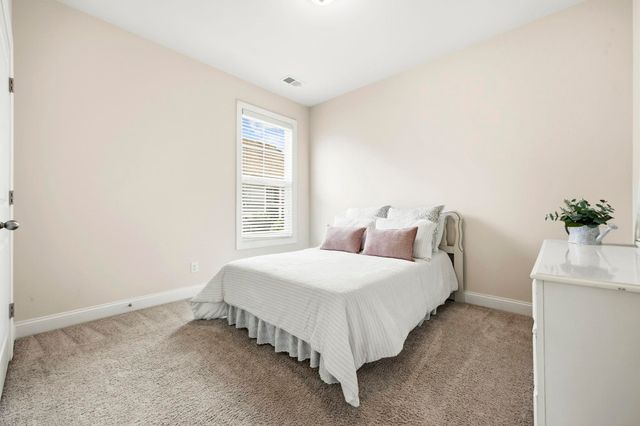 113 Laurel Hill Pl., Murrells Inlet, SC 29576